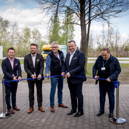 Katowickie Centrum Onkologii wzbogaciło się o ekologiczny parking, fot. Tomasz Żak / UMWS