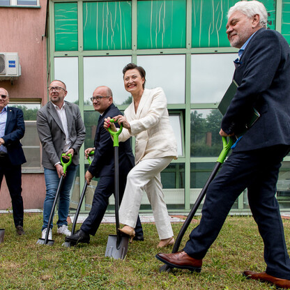 Konferencja prasowa dot.  budowy SOR wraz z lądowiskiem w Centrum Zdrowia Dziecka i Rodziny w Sosnowcu. fot. Tomasz Żak / UMWS