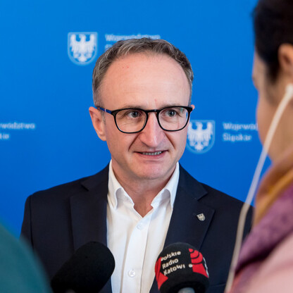 Podpisanie umowy na przebudowę DW491. fot. Tomasz Żaki / UMWS