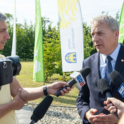 Podpisanie umowy na realizację trzeciego odcinka Kolei Linowej Elka. fot. Andrzej Grygiel / UMWS