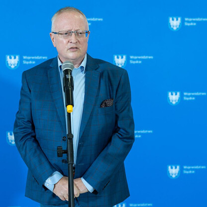 Wręczone dotacje dla 22 gmin z przeznaczeniem dla Ochotniczych Straży Pożarnych. fot. Andrzej Grygiel / UMWS
