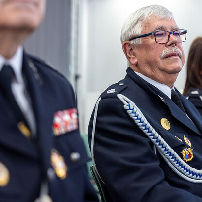 Wręczone dotacje dla 22 gmin z przeznaczeniem dla Ochotniczych Straży Pożarnych. fot. Andrzej Grygiel / UMWS