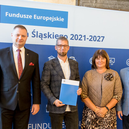 Wręczenie listów gratulacyjnych dla działania 07.02 Aktywna Integracja. fot. Tomasz Żak / UMWS