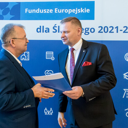 Wręczenie listów gratulacyjnych dla działania 07.02 Aktywna Integracja. fot. Tomasz Żak / UMWS