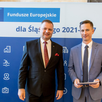 Wręczenie listów gratulacyjnych dla działania 07.02 Aktywna Integracja. fot. Tomasz Żak / UMWS