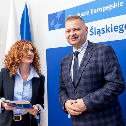 Wręczenie listów gratulacyjnych. fot. Tomasz Żak / UMWS
