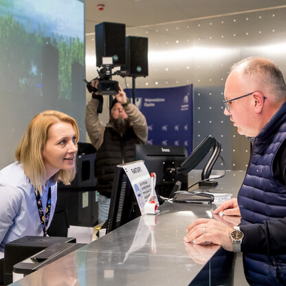 Milionowy gość Planetarium Śląskiego. fot. Tomasz Żak / UMWS