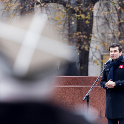 Uroczystości pod pomnikiem Józefa Piłsudskiego w Katowicach. fot. Tomasz Żak / UMWS