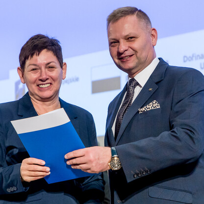 Wręczenie listów gratulacyjnych. fot. Tomasz Żak / UMWS