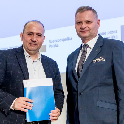Wręczenie listów gratulacyjnych. fot. Tomasz Żak / UMWS