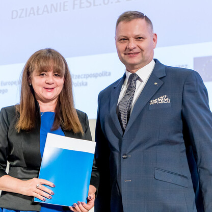 Wręczenie listów gratulacyjnych. fot. Tomasz Żak / UMWS