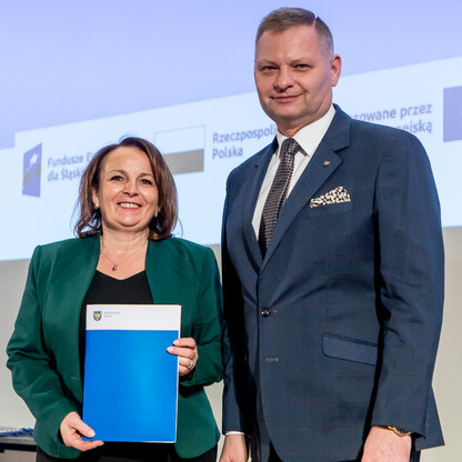 Wręczenie listów gratulacyjnych. fot. Tomasz Żak / UMWS