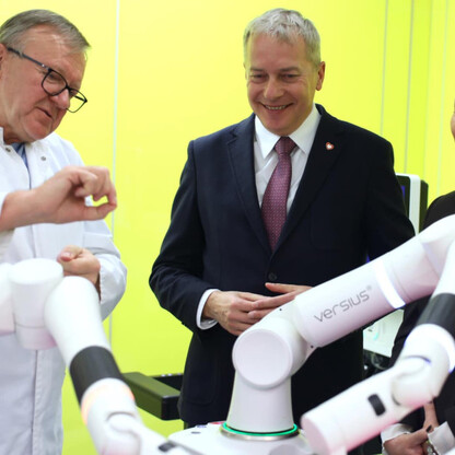 Prezentacja robota chirurgicznego. fot. Andrzej Grygiel / UMWS